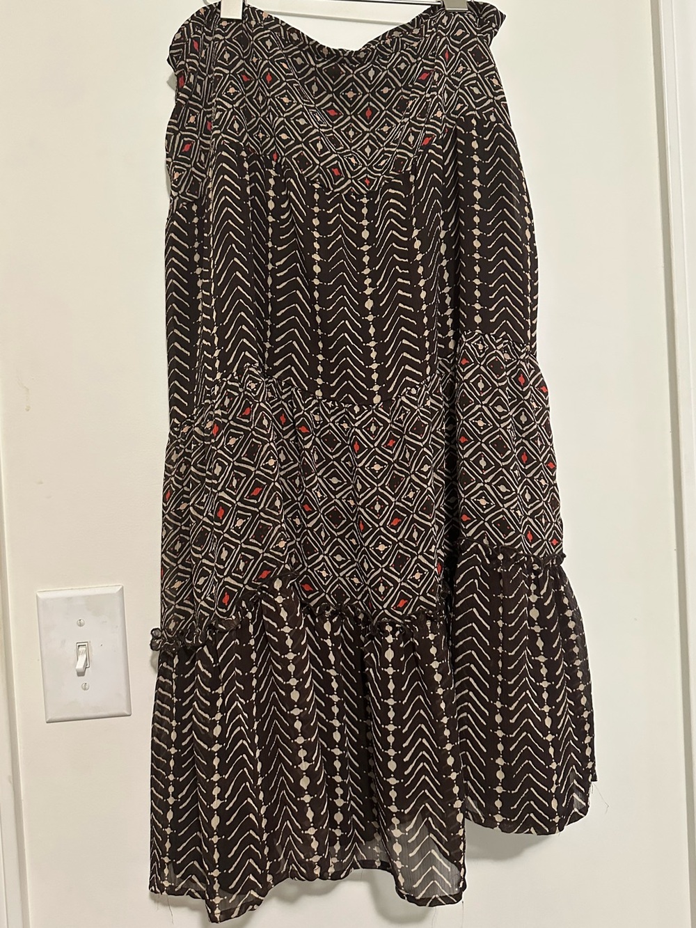 Printed tiered flowy skirt